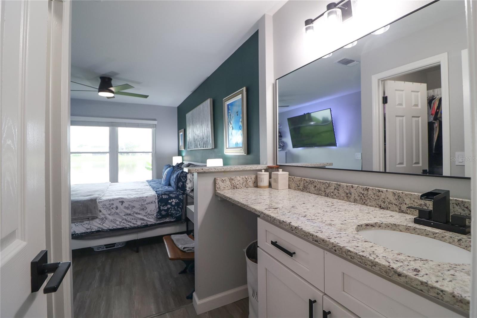Image 18 of 34 For 72 Pine Island Circle