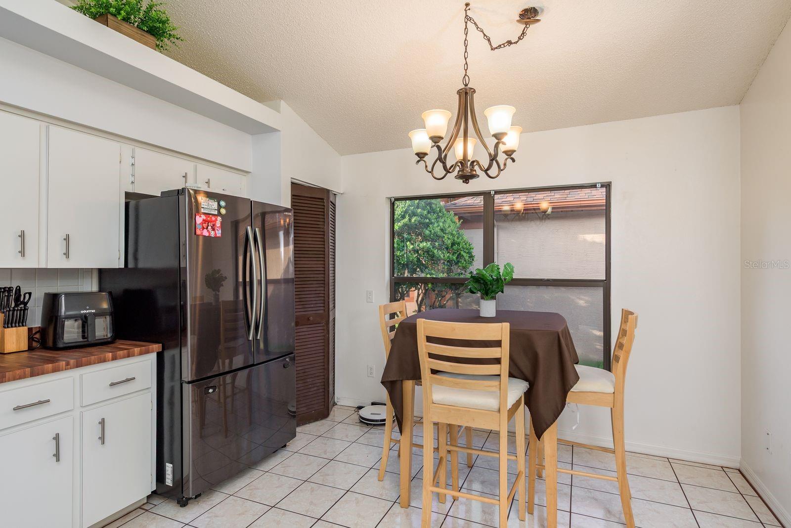 Image 18 of 48 For 13825 Leroux Drive
