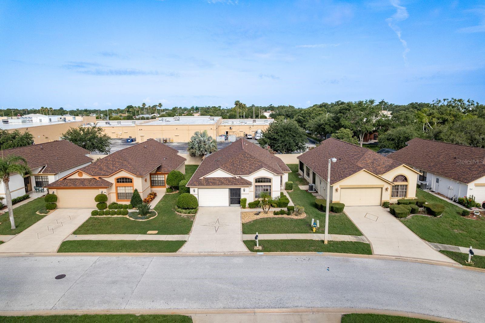 Image 41 of 48 For 13825 Leroux Drive