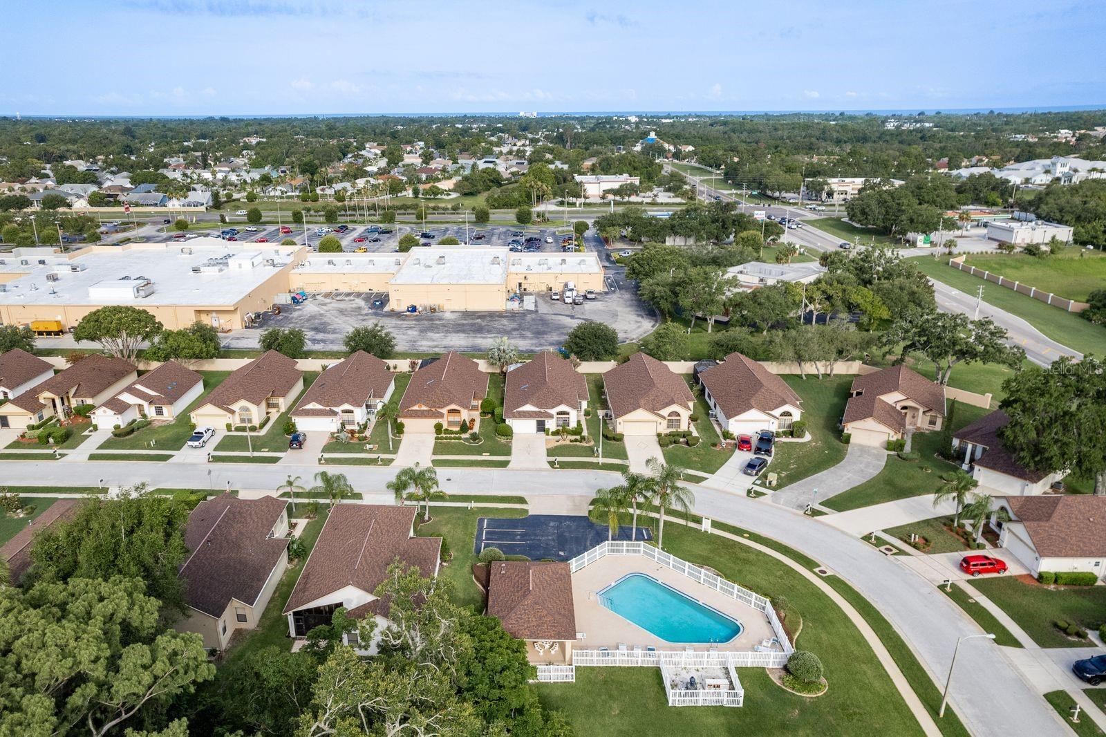 Image 43 of 48 For 13825 Leroux Drive