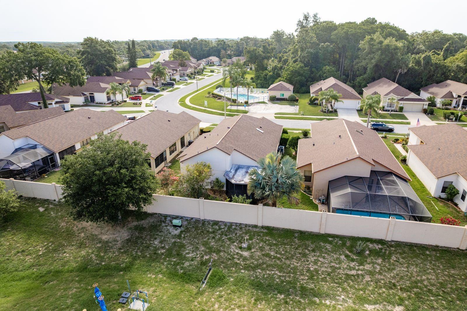 Image 46 of 48 For 13825 Leroux Drive