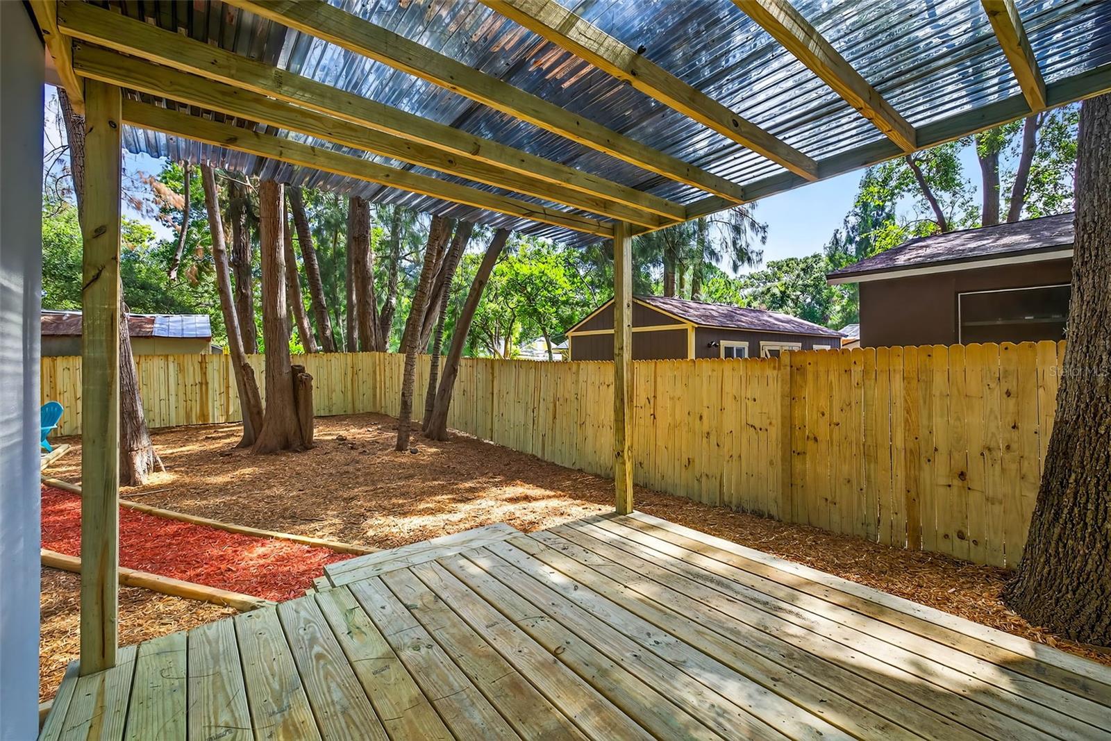 Image 20 of 29 For 722 16th Avenue Nw