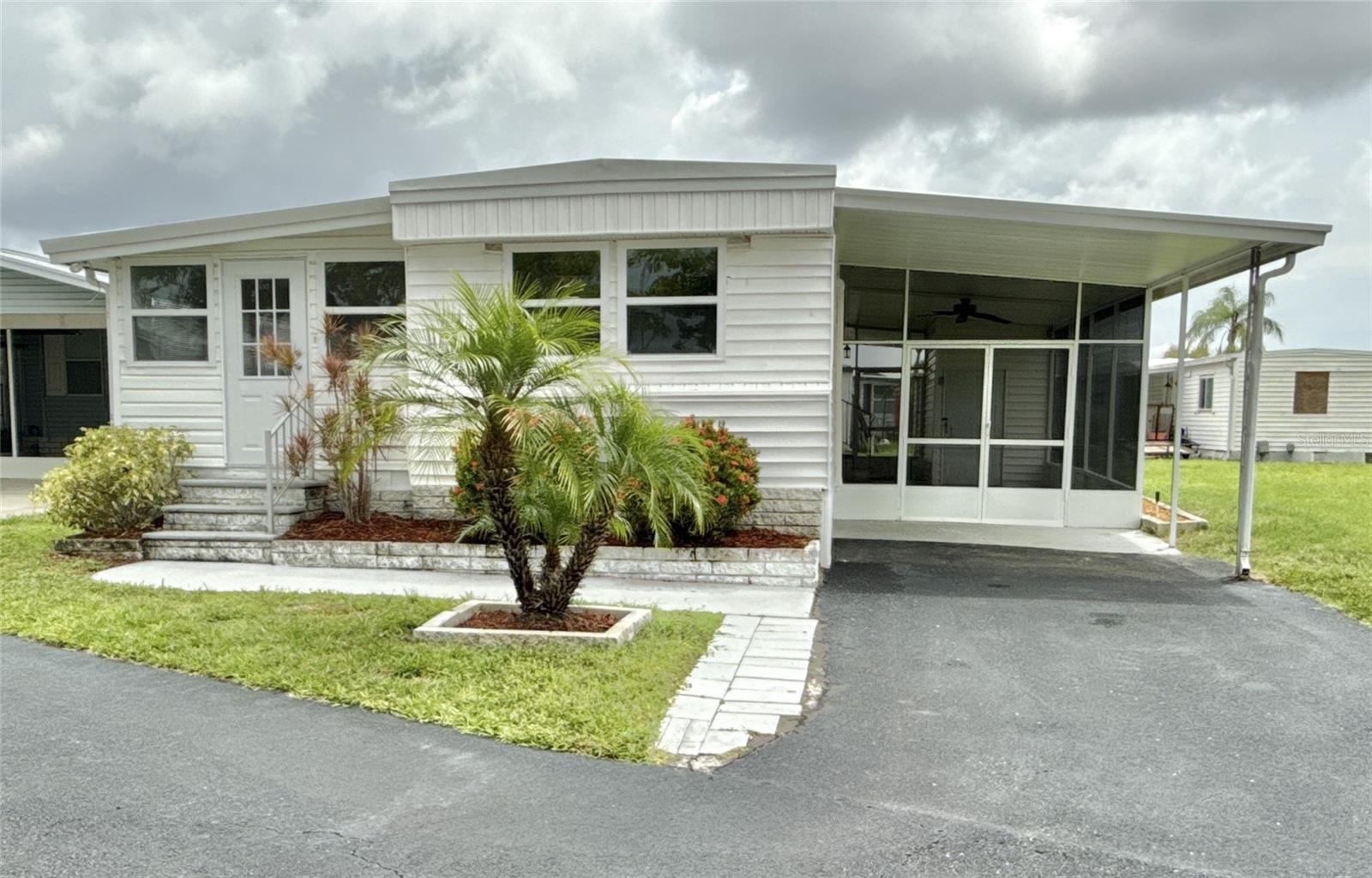 Details for 7109 Mount Georgetown Drive Ne 575, ST PETERSBURG, FL 33702