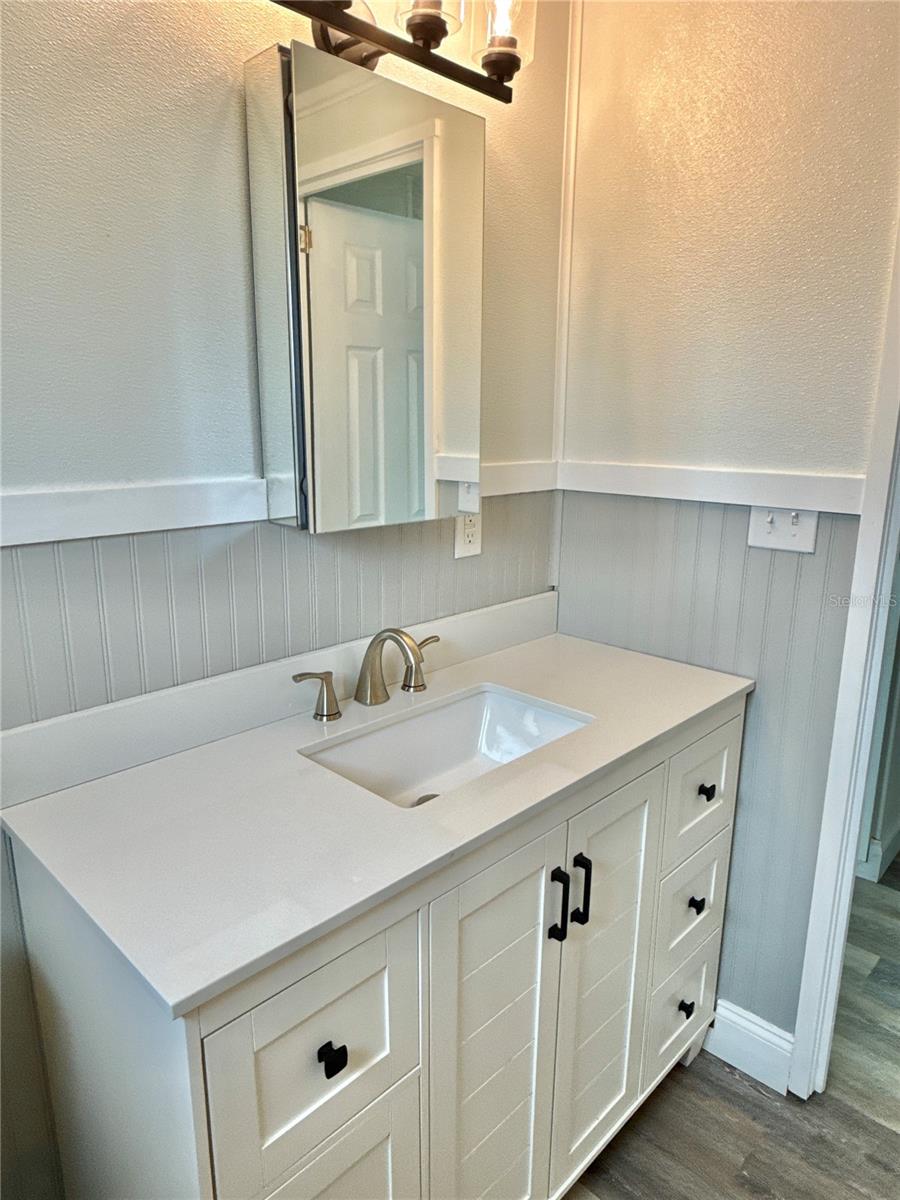 Listing photo id 10 for 7109 Mount Georgetown Drive Ne 575