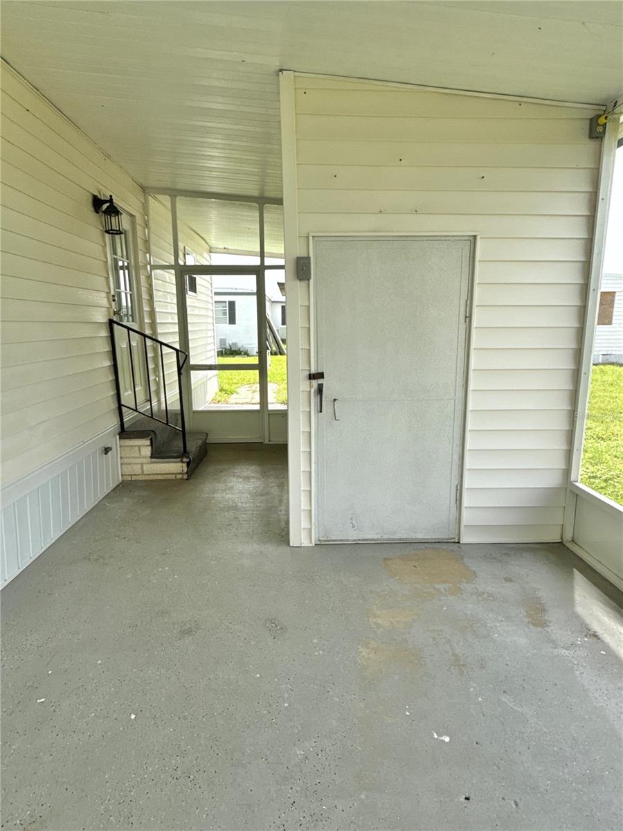 Listing photo id 19 for 7109 Mount Georgetown Drive Ne 575