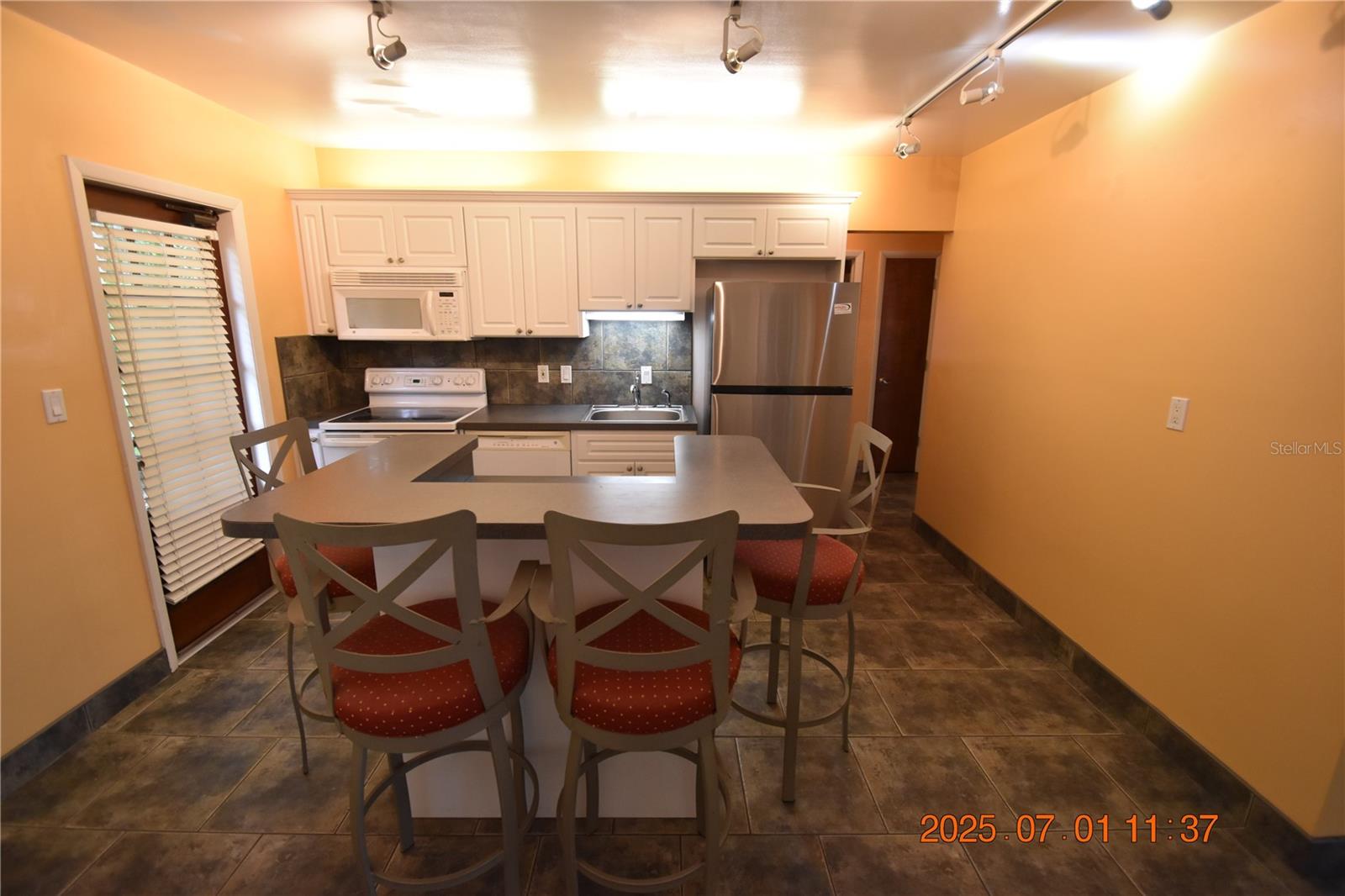 Image 15 of 29 For 1301 Druid Road E