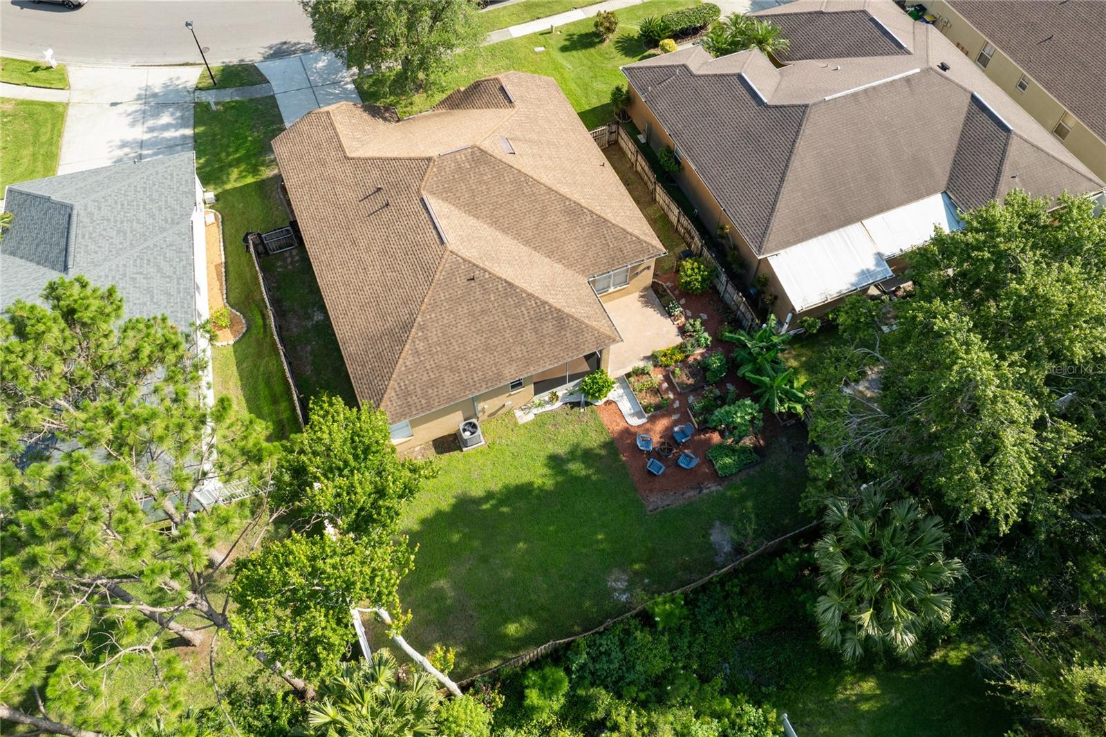 Image 8 of 48 For 3739 Grand Forks Drive