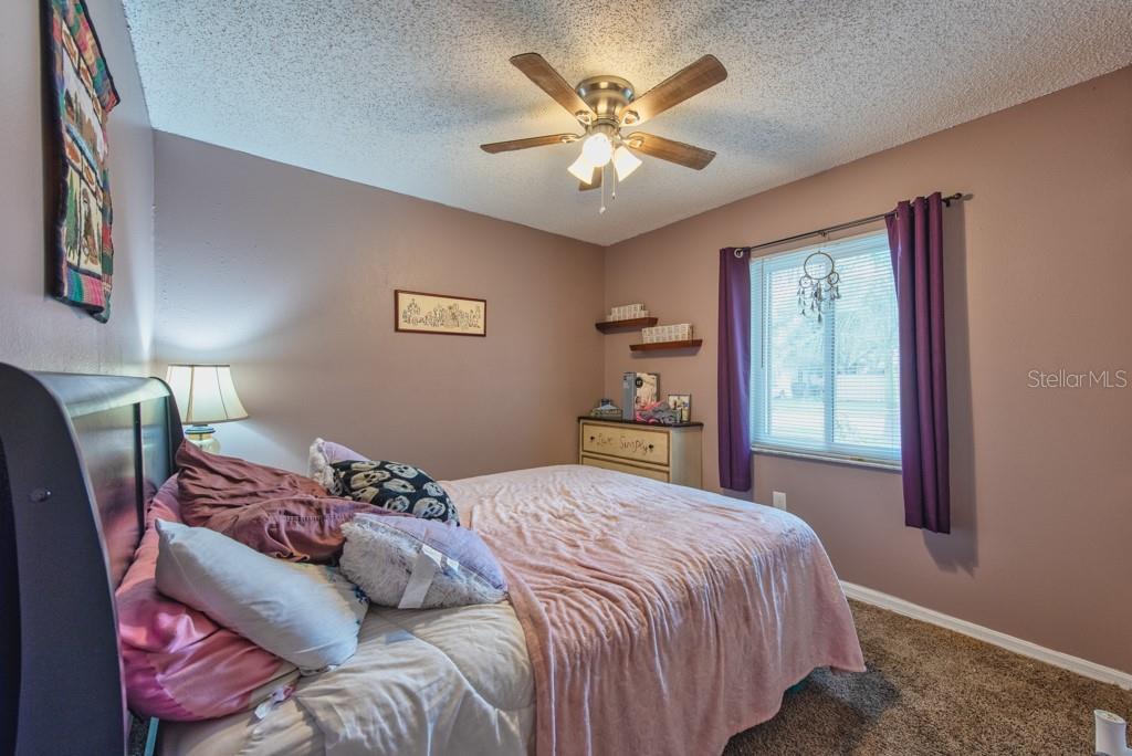 Listing photo id 18 for 3132 Muir Street