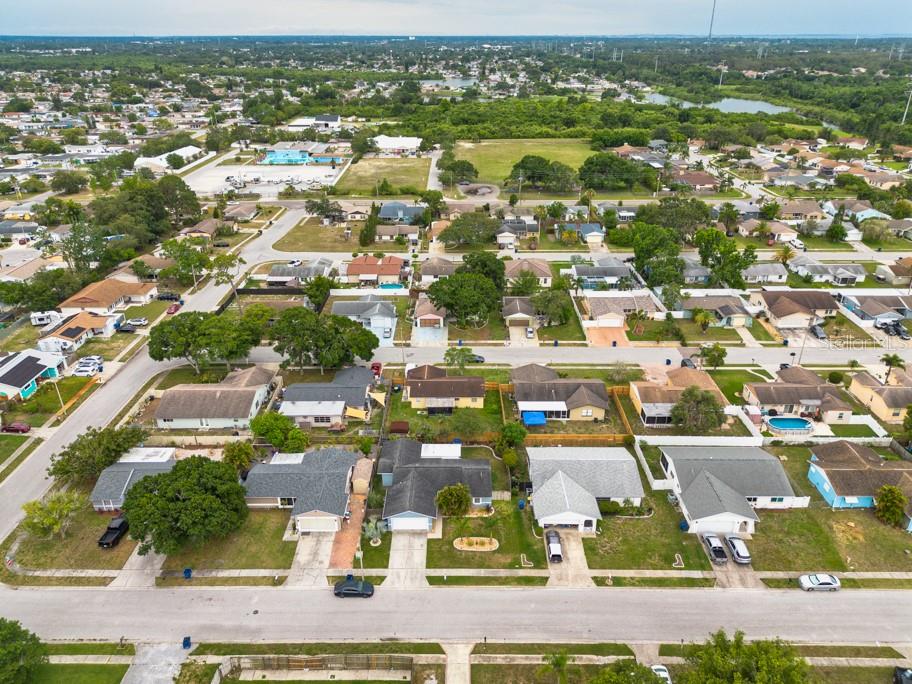 Listing photo id 30 for 3132 Muir Street