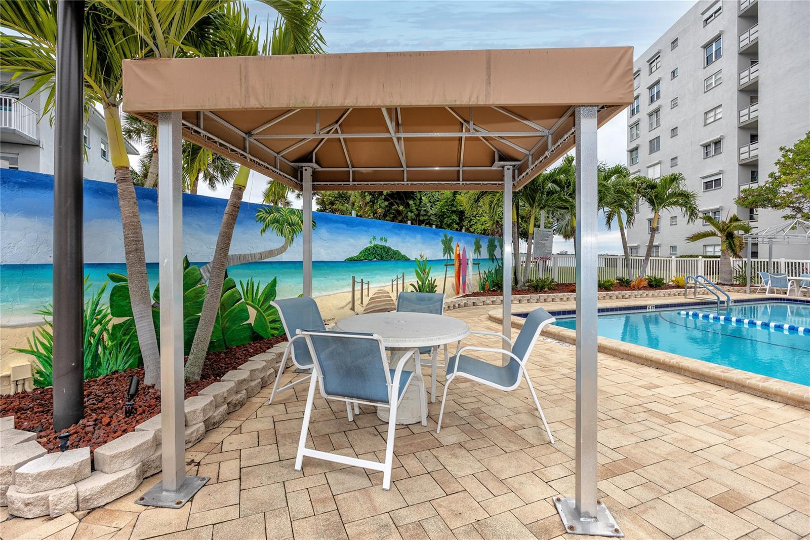 Image 46 of 63 For 5925 Shore Boulevard S 503