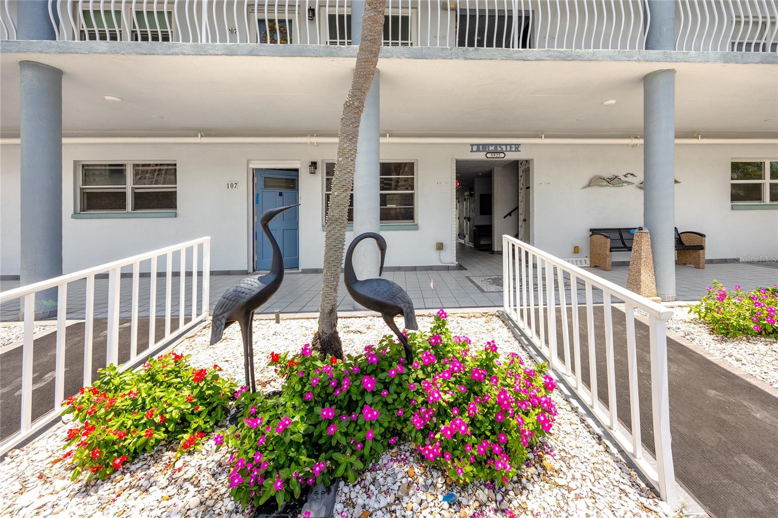 Image 8 of 63 For 5925 Shore Boulevard S 503