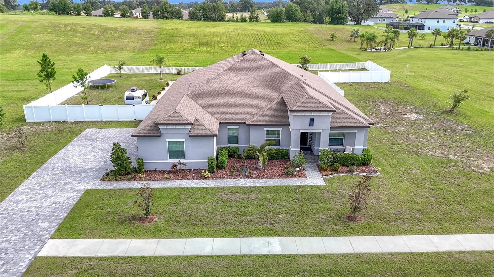 Image 3 of 77 For 10328 Crestview Heights Avenue