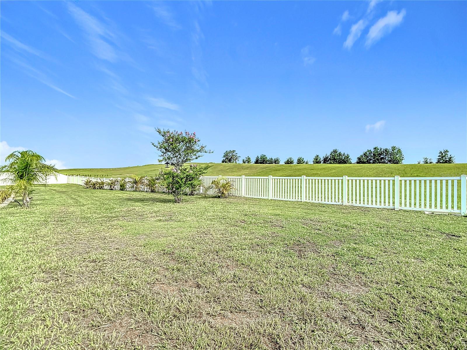 Image 37 of 77 For 10328 Crestview Heights Avenue