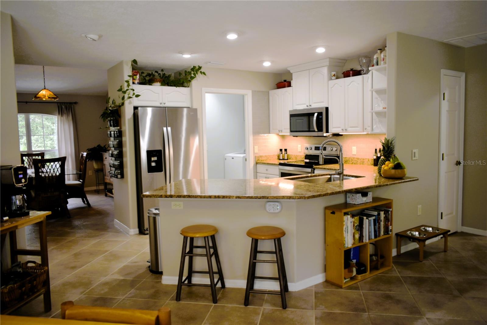 Listing photo id 10 for 9940 N Langdon Rd