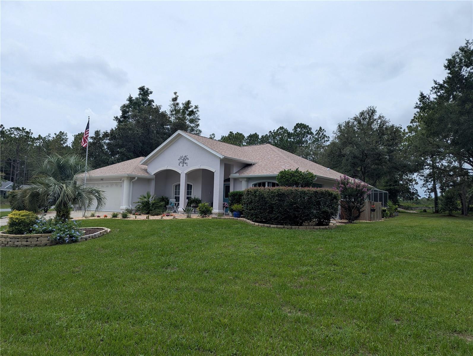 Listing photo id 0 for 9940 N Langdon Rd