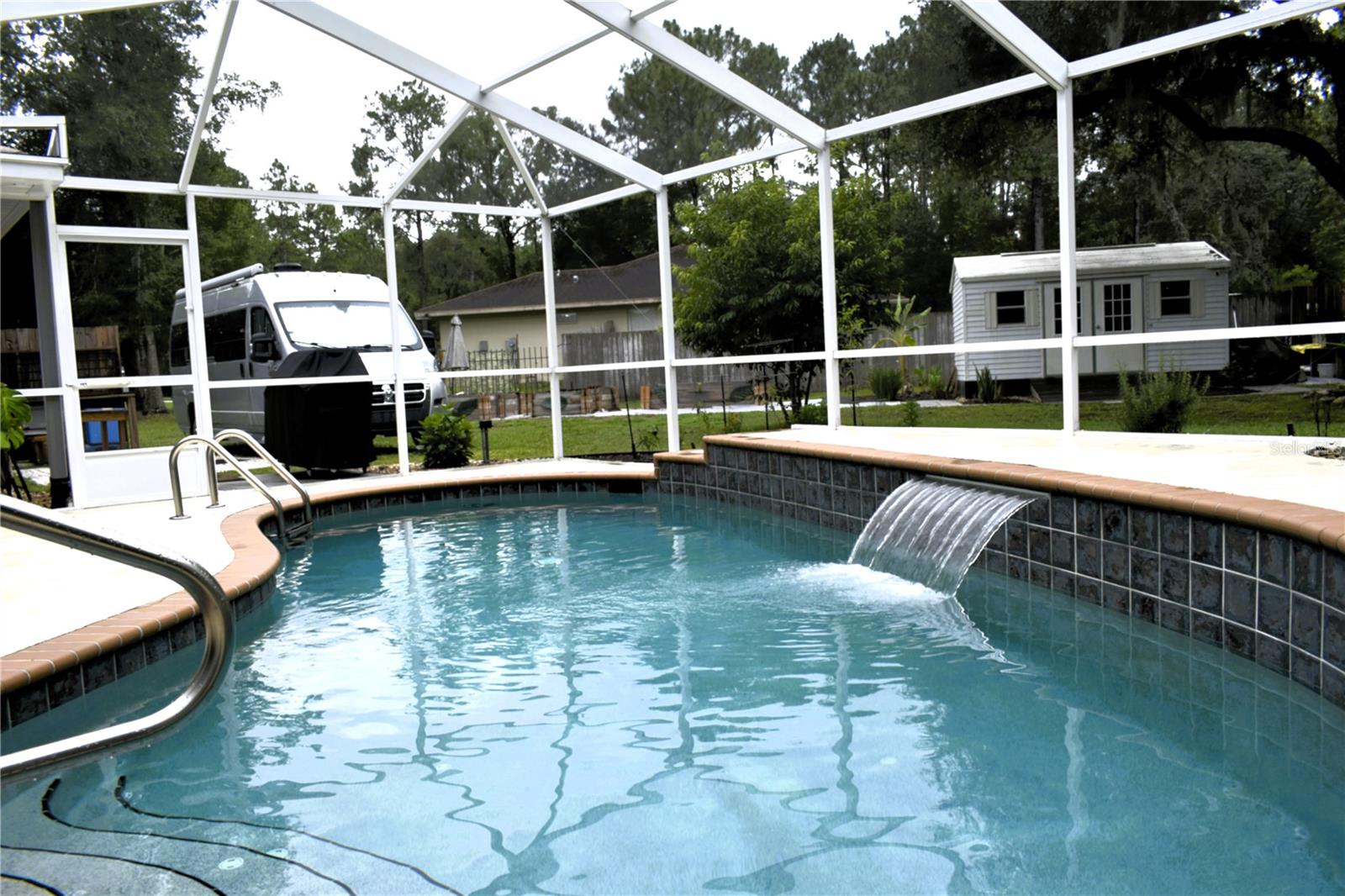 Listing photo id 42 for 9940 N Langdon Rd