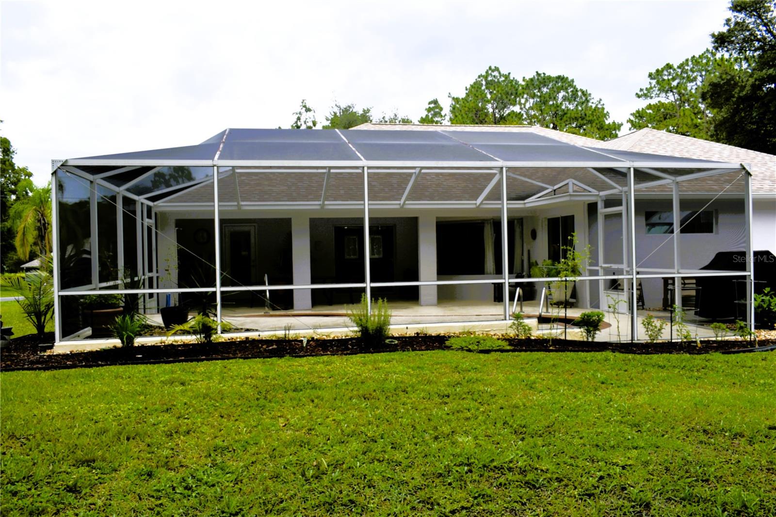Listing photo id 51 for 9940 N Langdon Rd