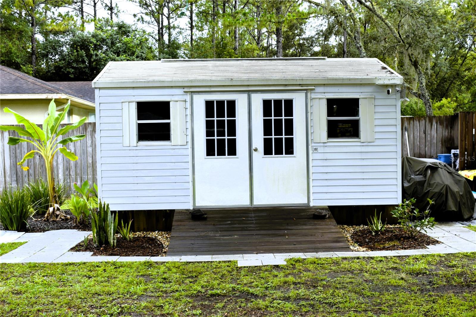 Listing photo id 62 for 9940 N Langdon Rd