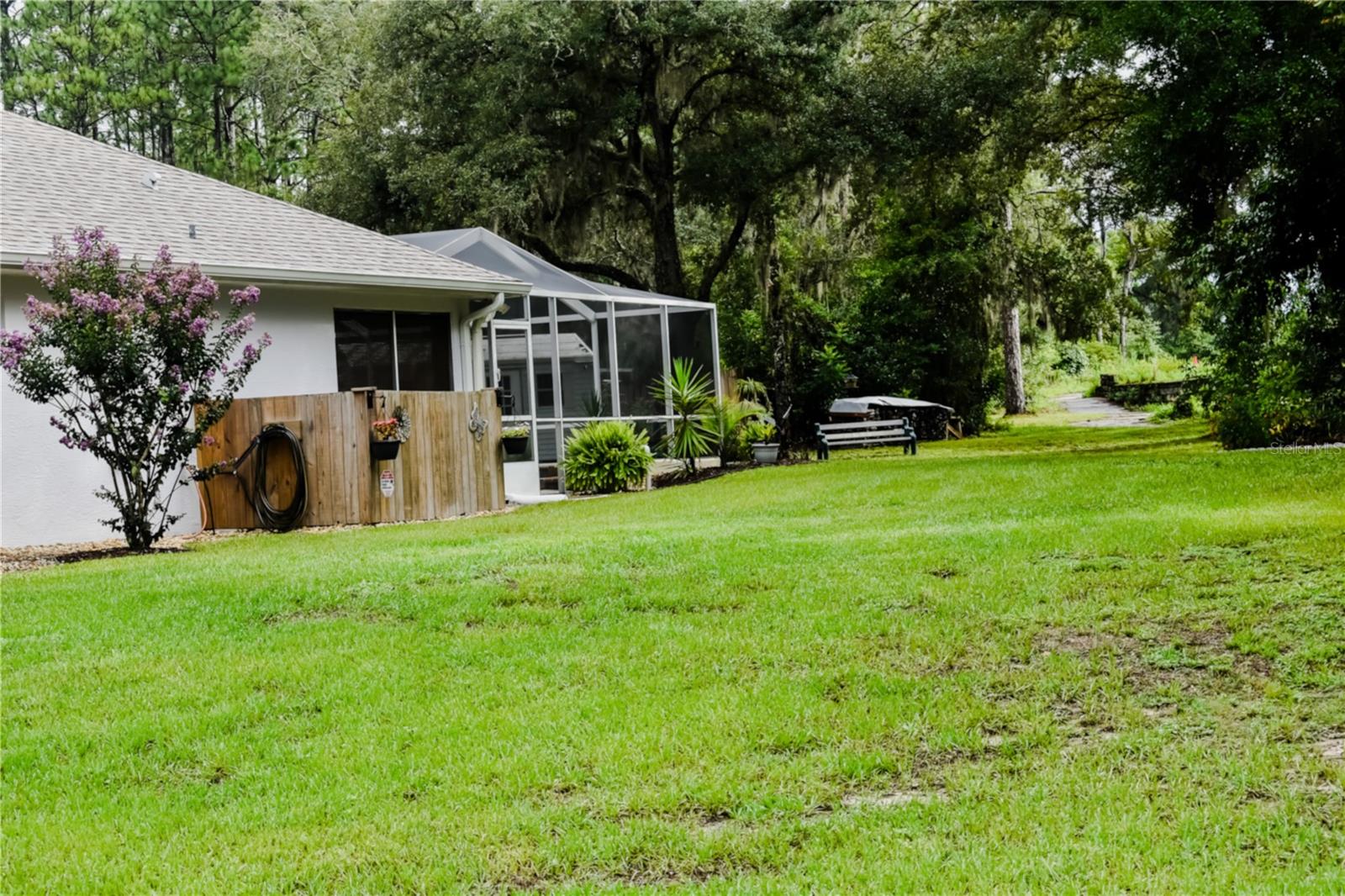Listing photo id 64 for 9940 N Langdon Rd