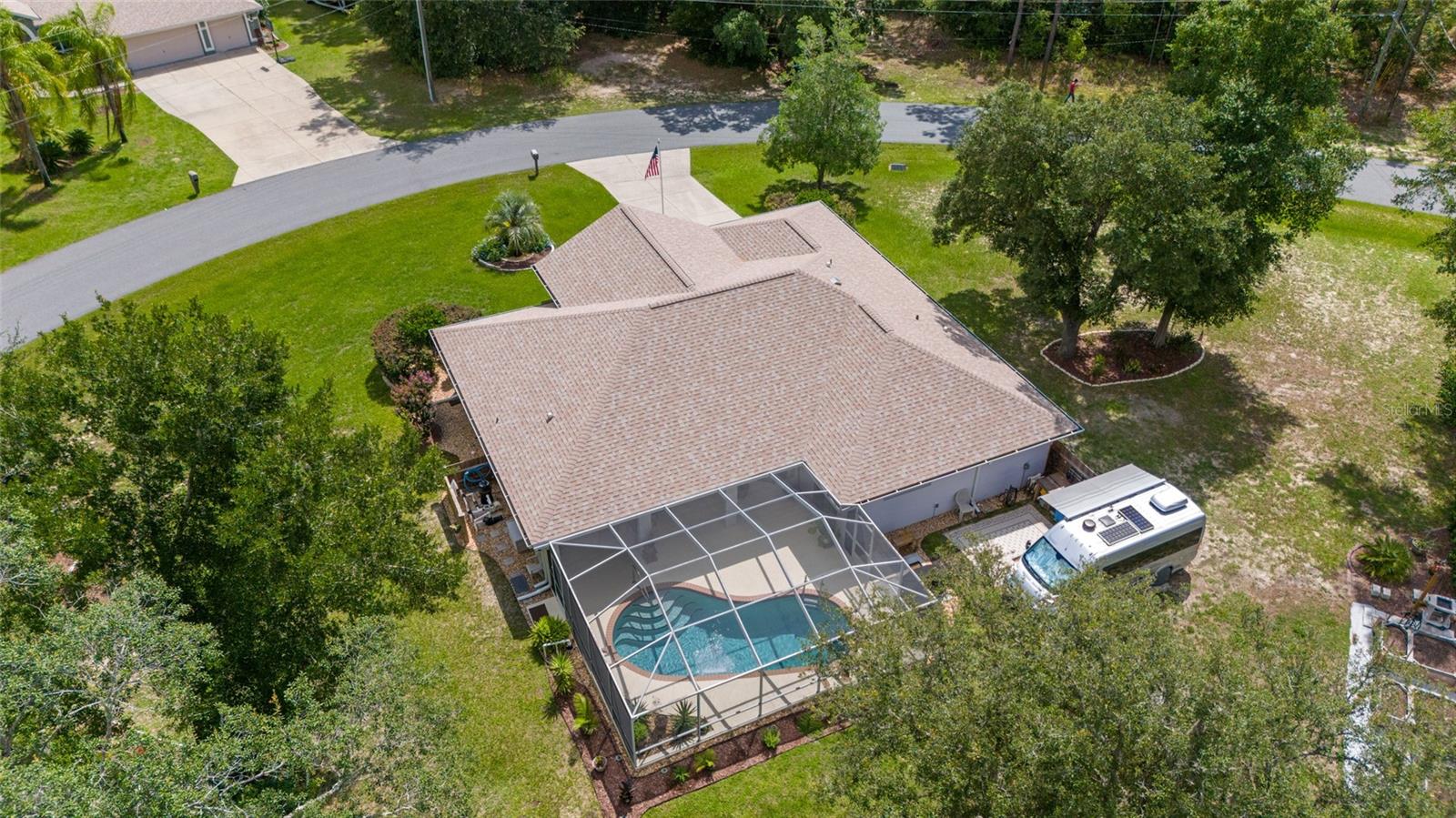 Listing photo id 72 for 9940 N Langdon Rd