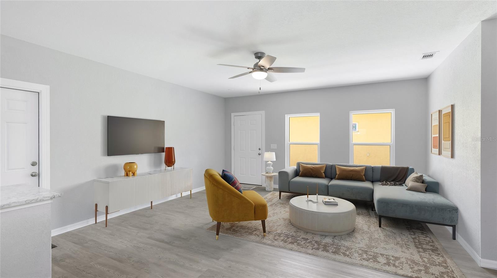 Image 4 of 29 For 3051 27 Court E