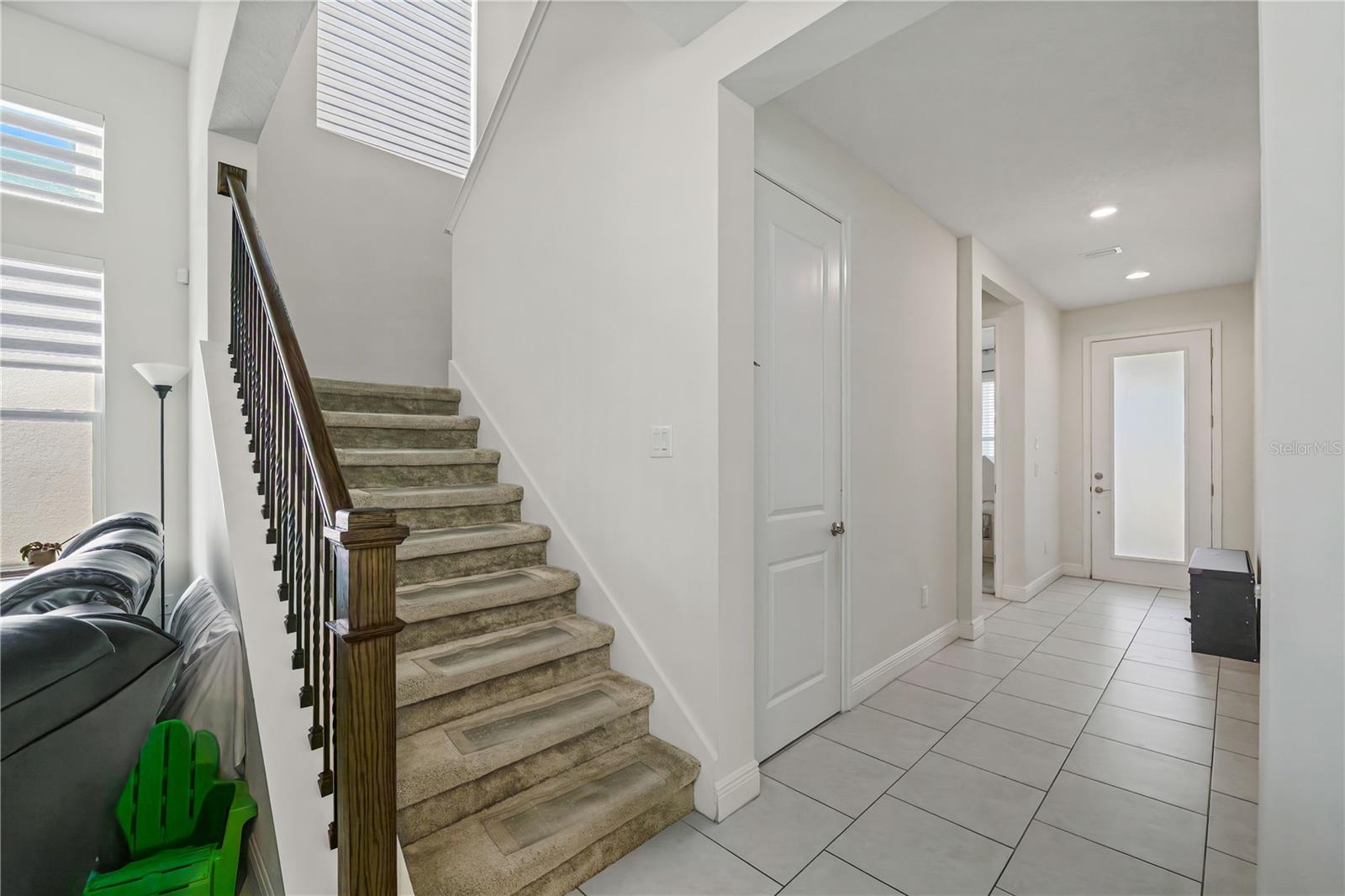 Listing photo id 9 for 28622 Cozy Creek Drive