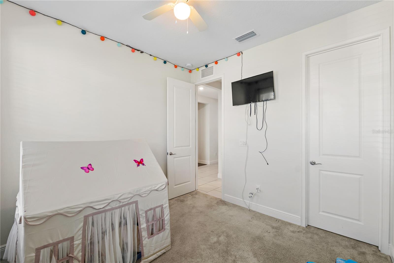 Listing photo id 20 for 28622 Cozy Creek Drive