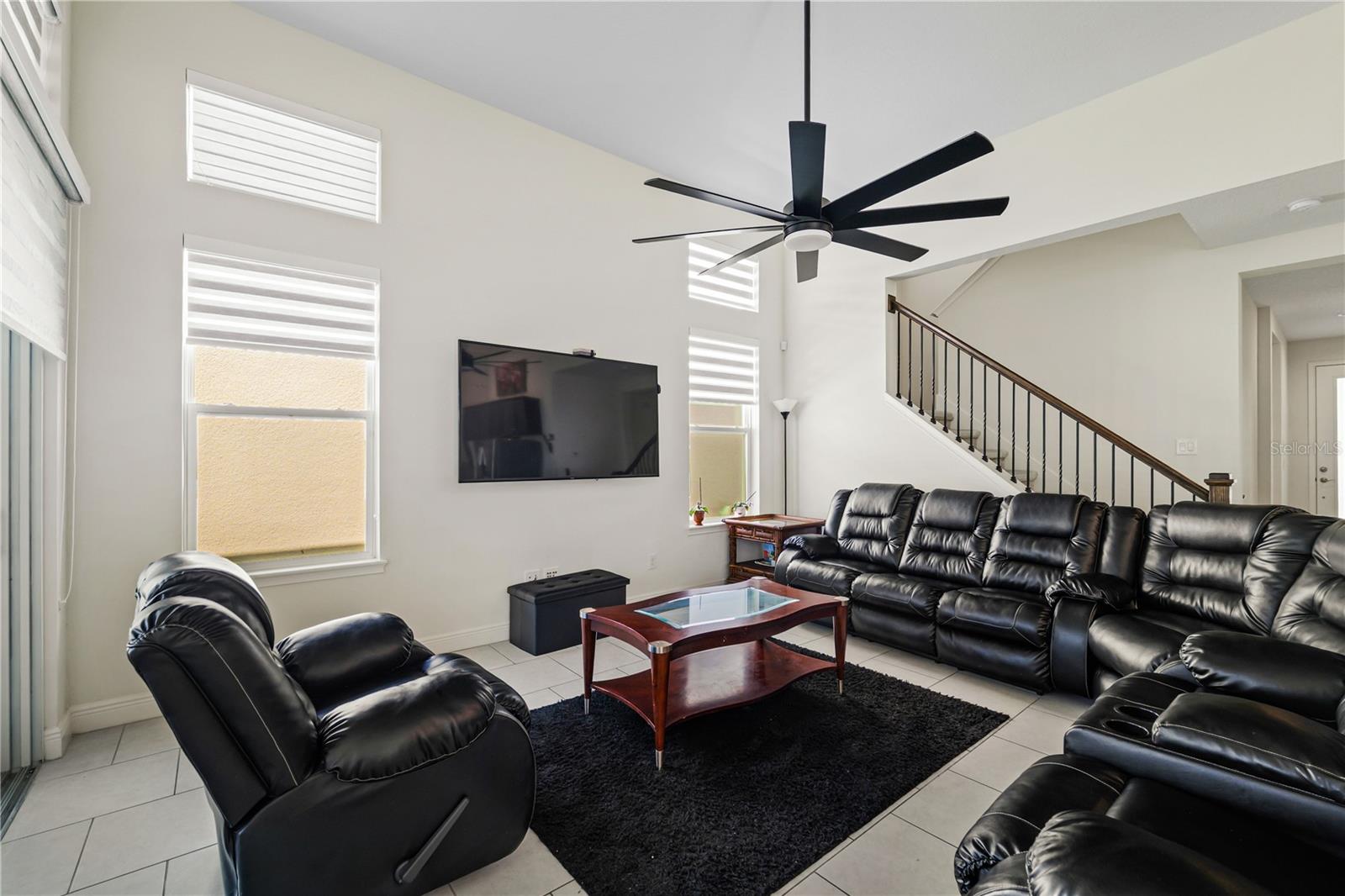 Listing photo id 5 for 28622 Cozy Creek Drive