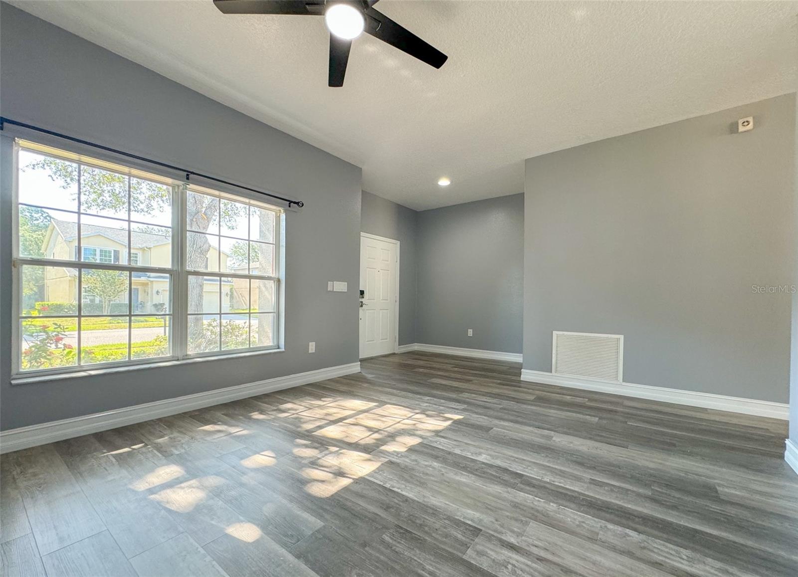Image 4 of 45 For 5745 Sweet William Terrace