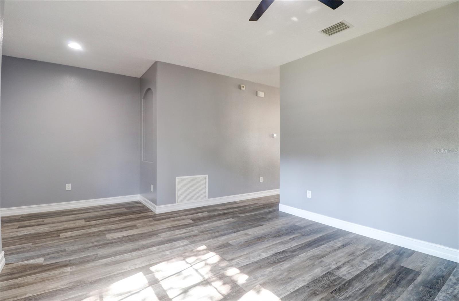 Image 6 of 45 For 5745 Sweet William Terrace