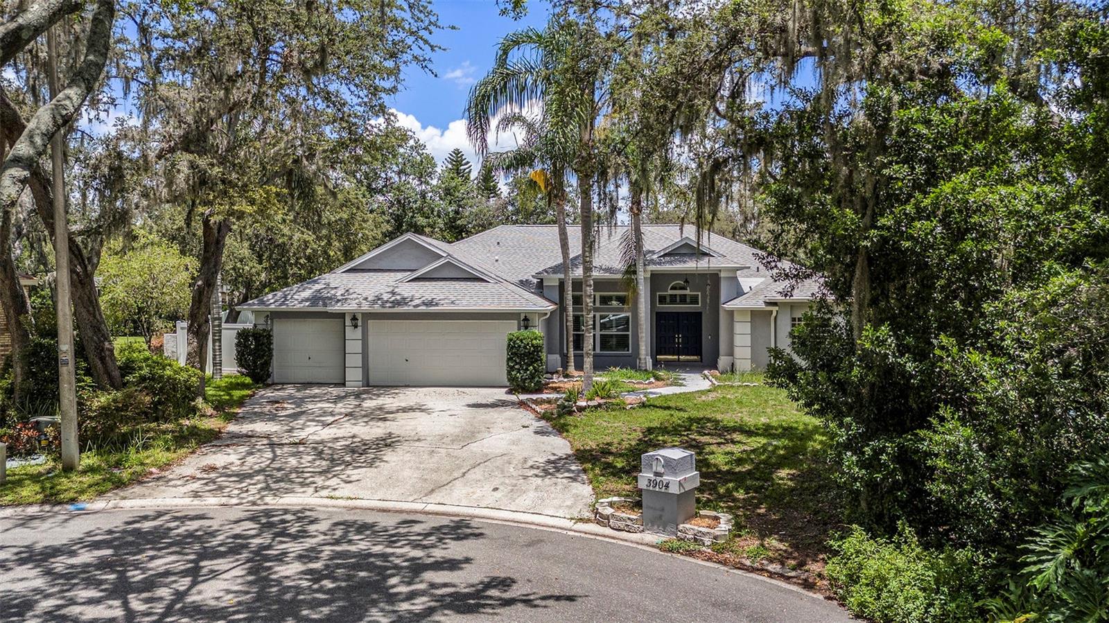 Details for 3904 Executive Circle, PLANT CITY, FL 33566