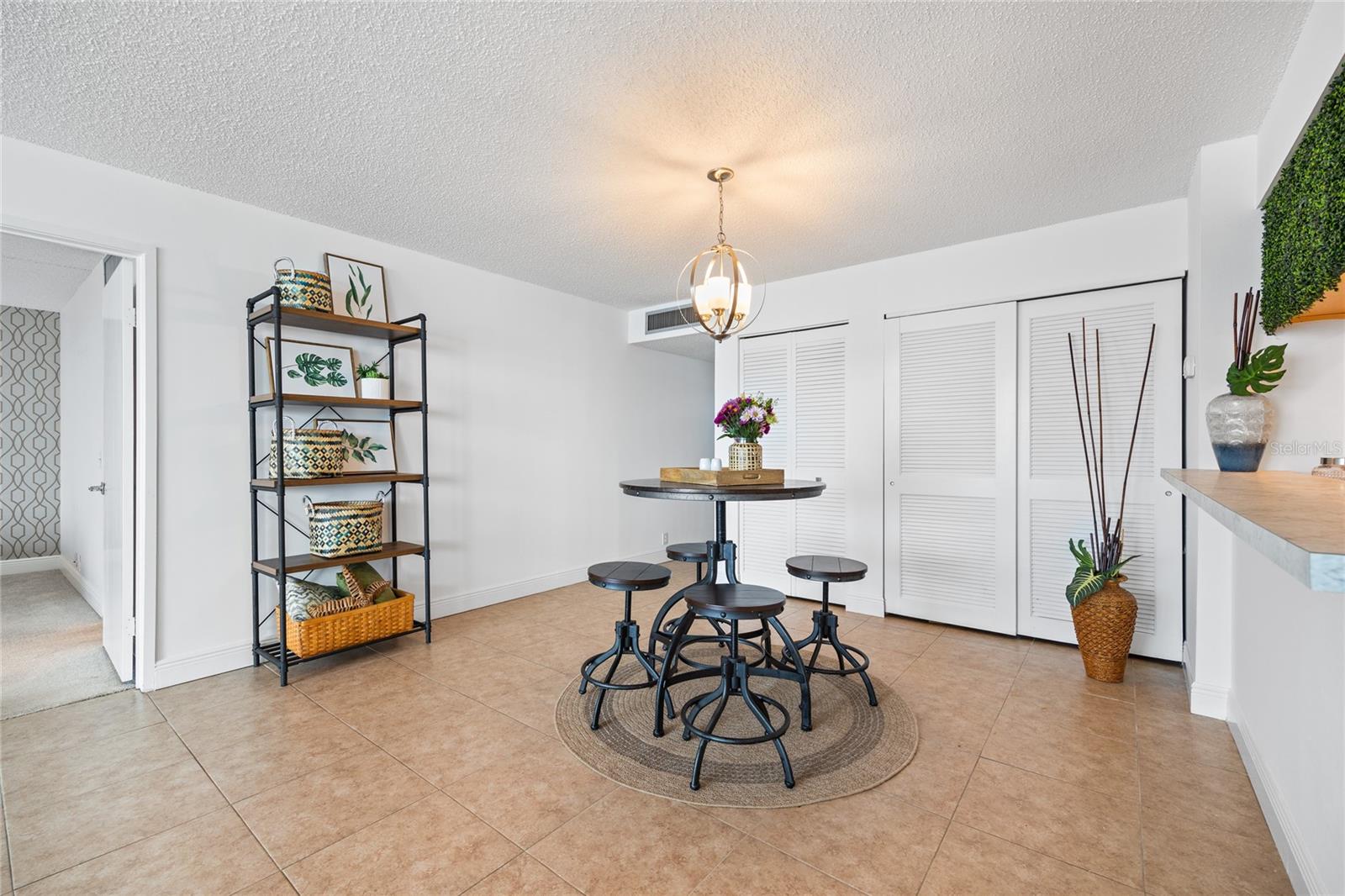 Image 13 of 36 For 5700 Mariner Street 505