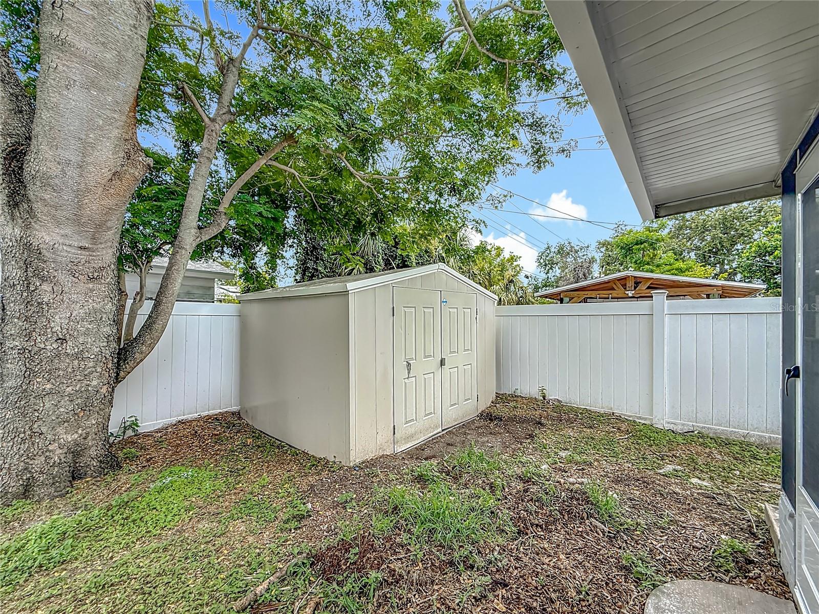 Image 22 of 29 For 5600 65th Terrace N