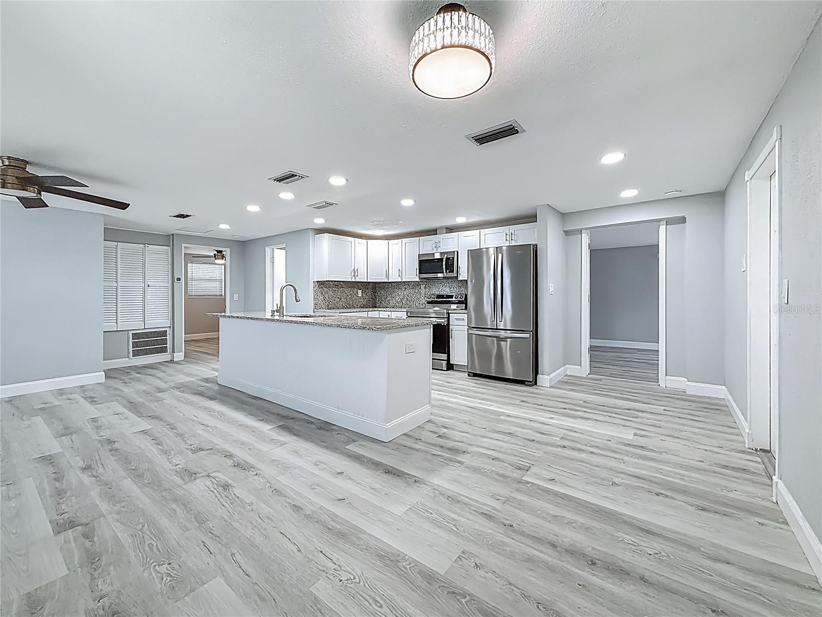Image 3 of 29 For 5600 65th Terrace N