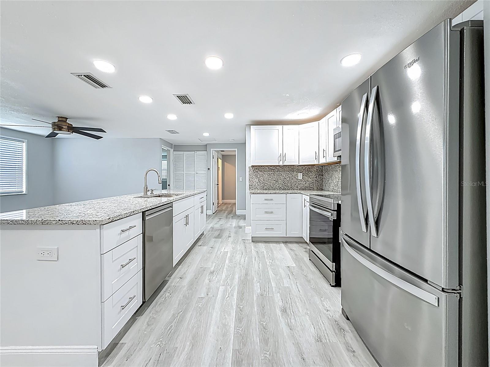 Image 4 of 29 For 5600 65th Terrace N
