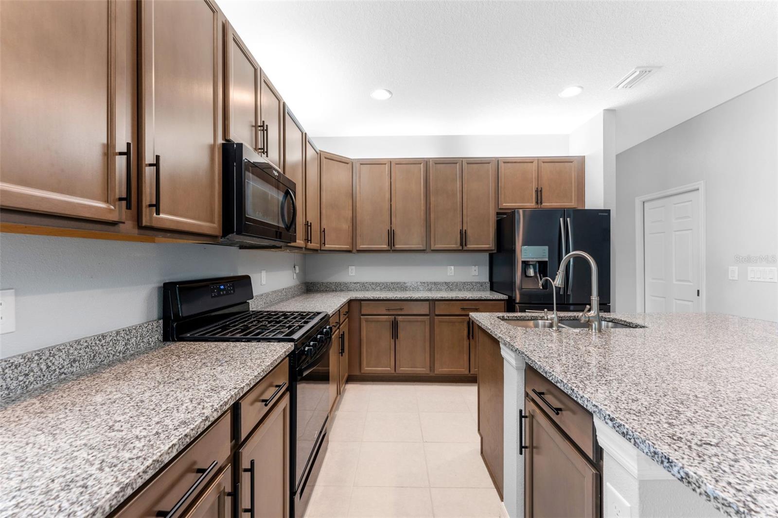 Image 16 of 44 For 8247 Westhaven Drive