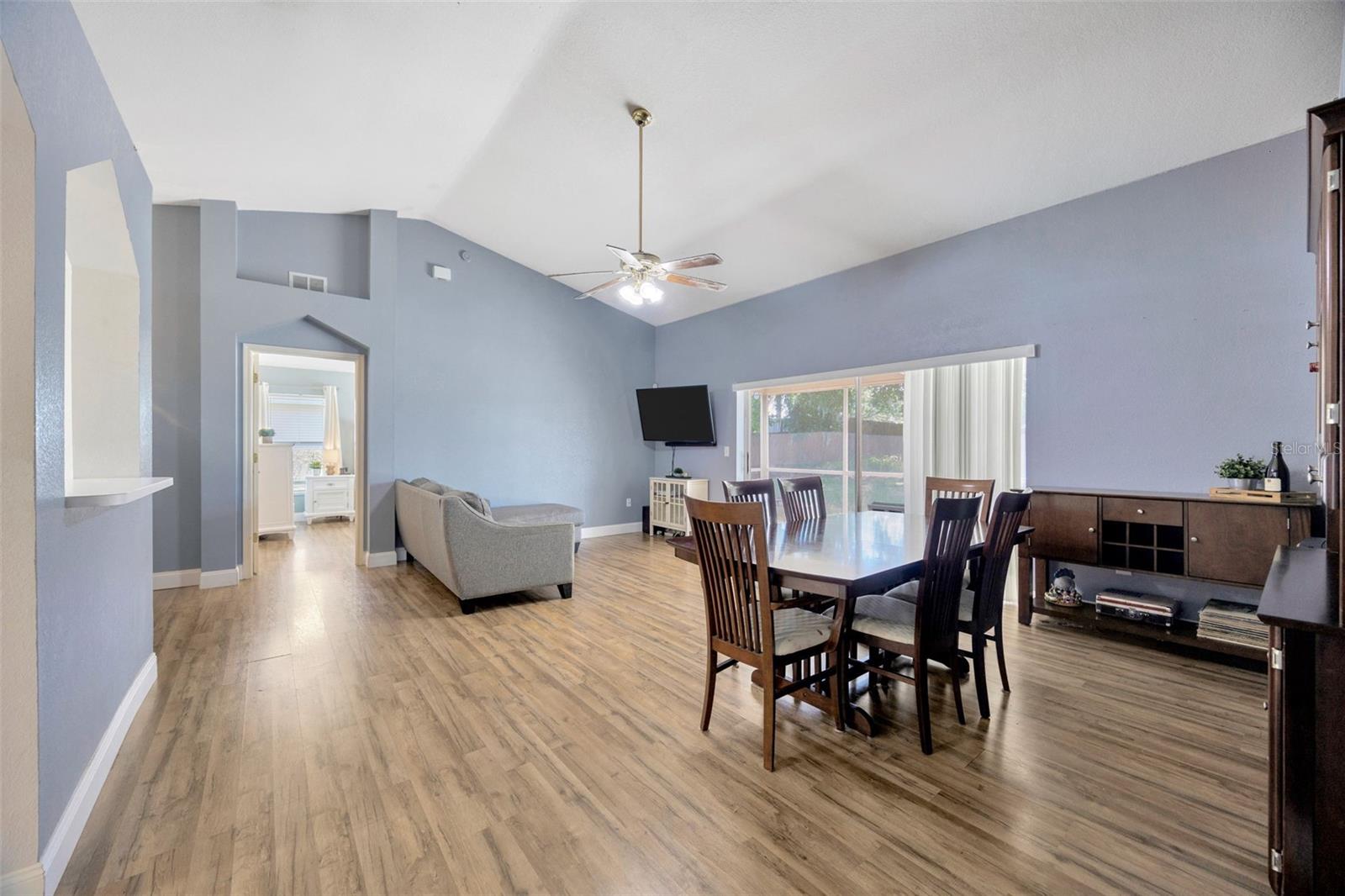 Image 5 of 25 For 3414 Silver Meadow Way