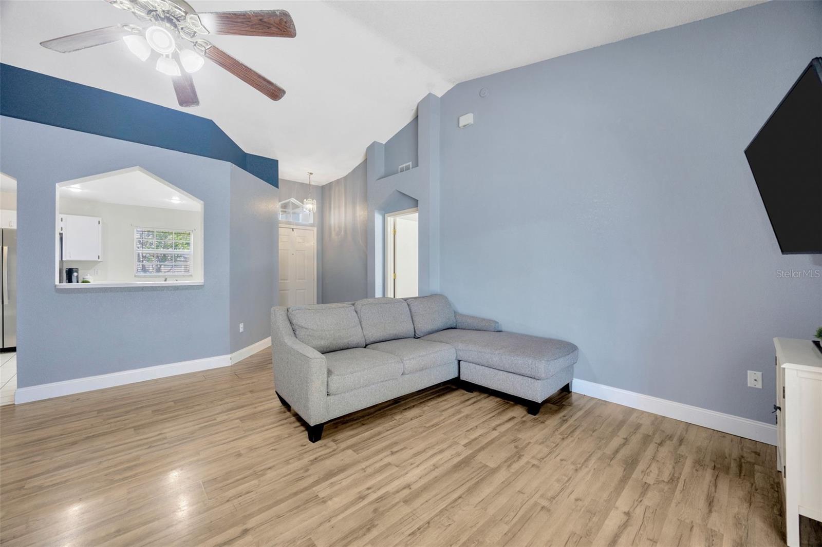 Image 6 of 25 For 3414 Silver Meadow Way