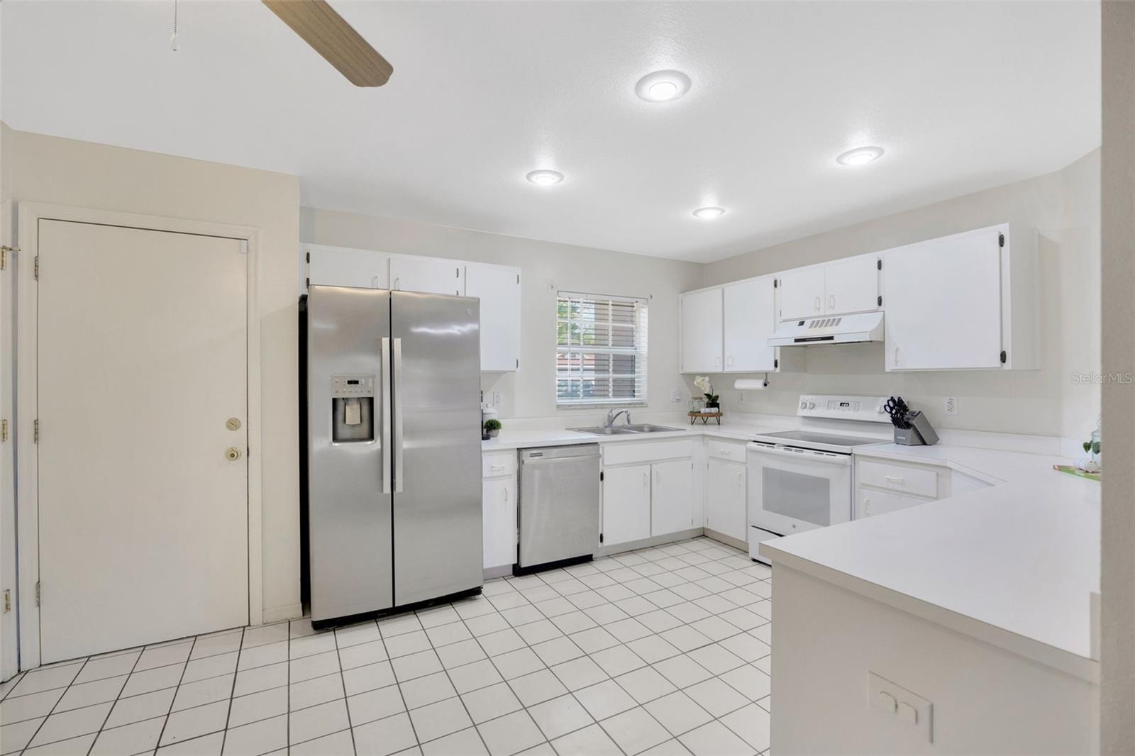 Image 7 of 25 For 3414 Silver Meadow Way