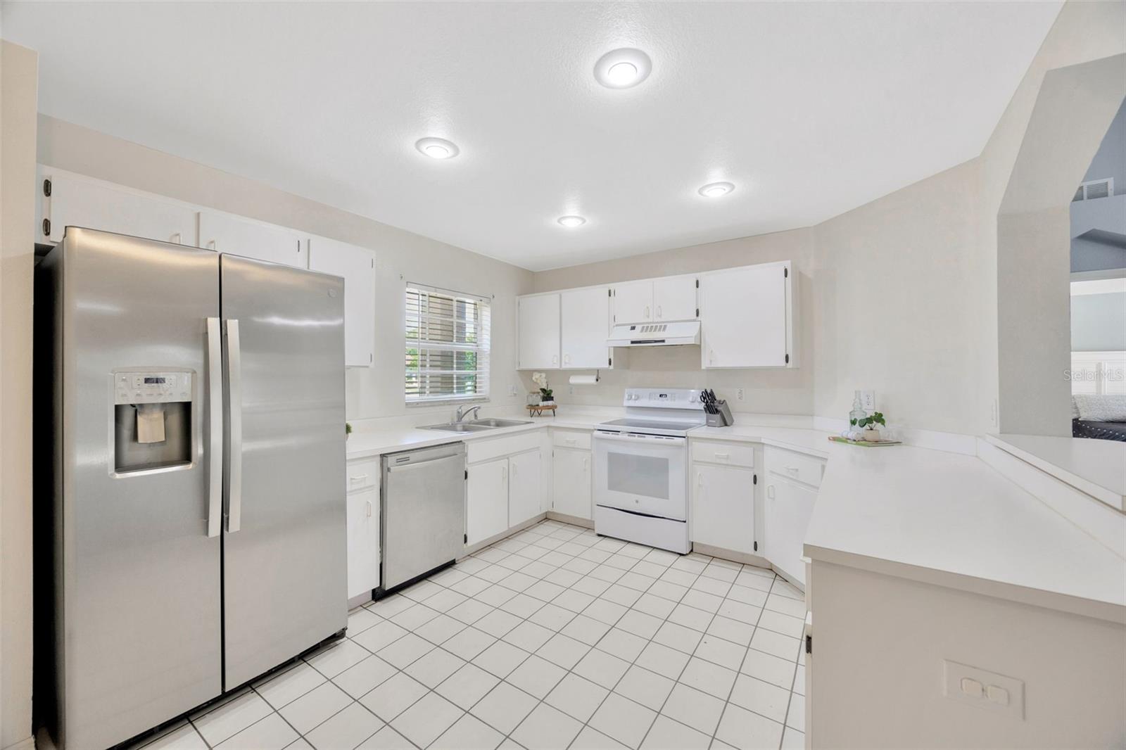 Image 9 of 25 For 3414 Silver Meadow Way