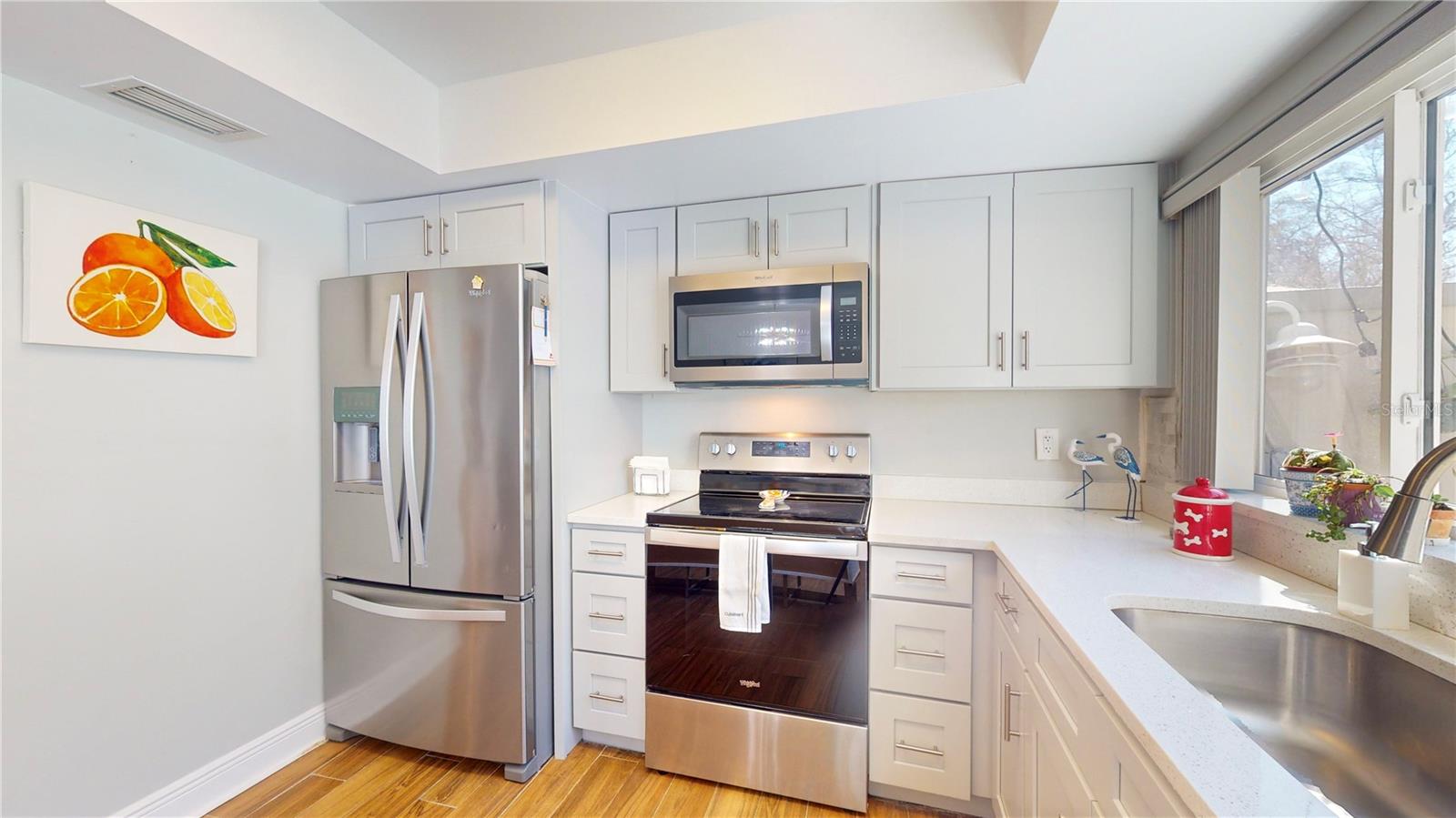 Listing photo id 13 for 11720 Raintree Drive 0