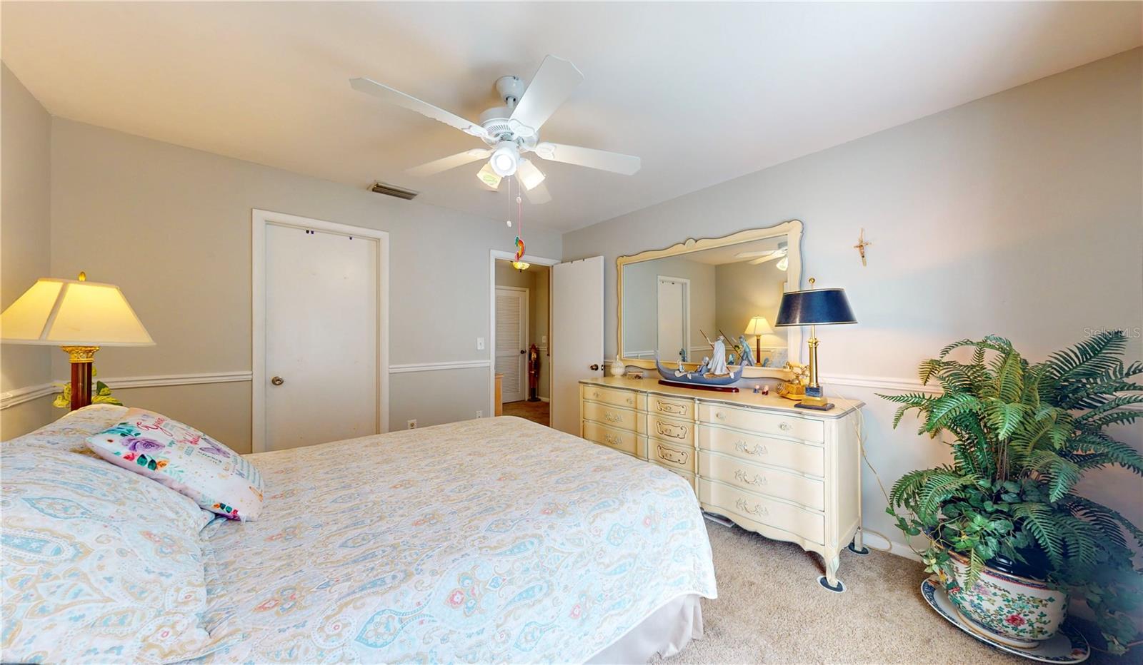 Listing photo id 18 for 11720 Raintree Drive 0