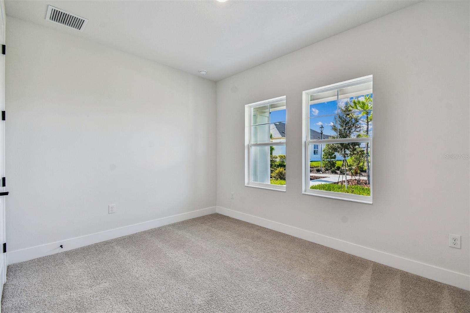 Image 27 of 39 For 28792 Rambutan Drive