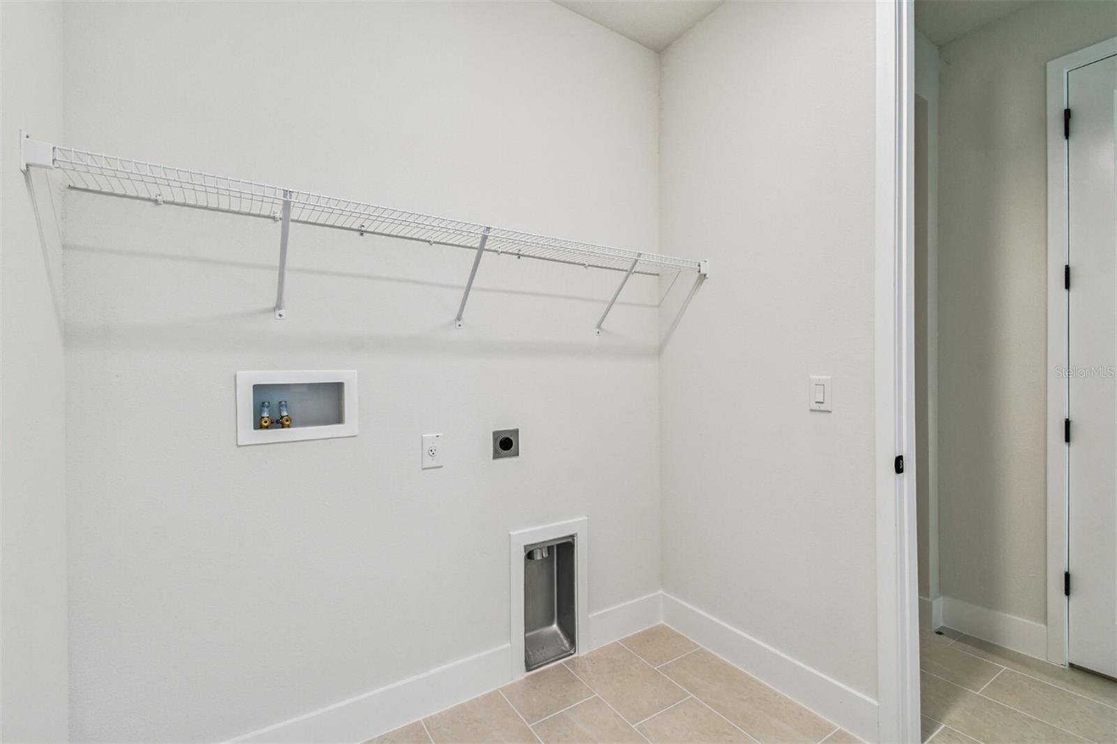 Image 31 of 39 For 28792 Rambutan Drive