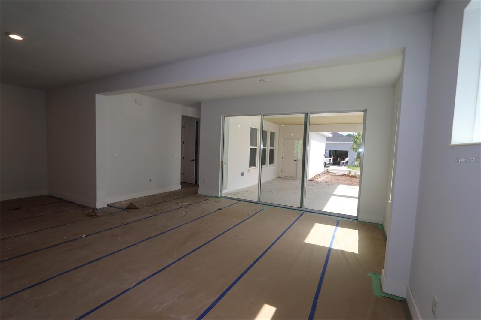 Image 7 of 15 For 28792 Rambutan Drive