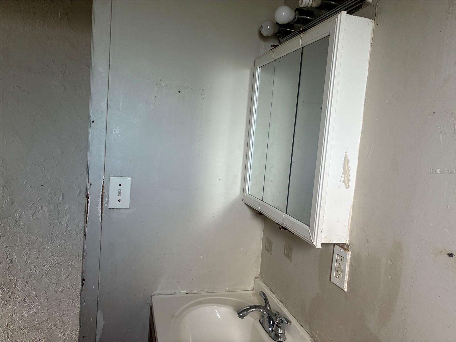 Image 19 of 28 For 1511 27th Street S