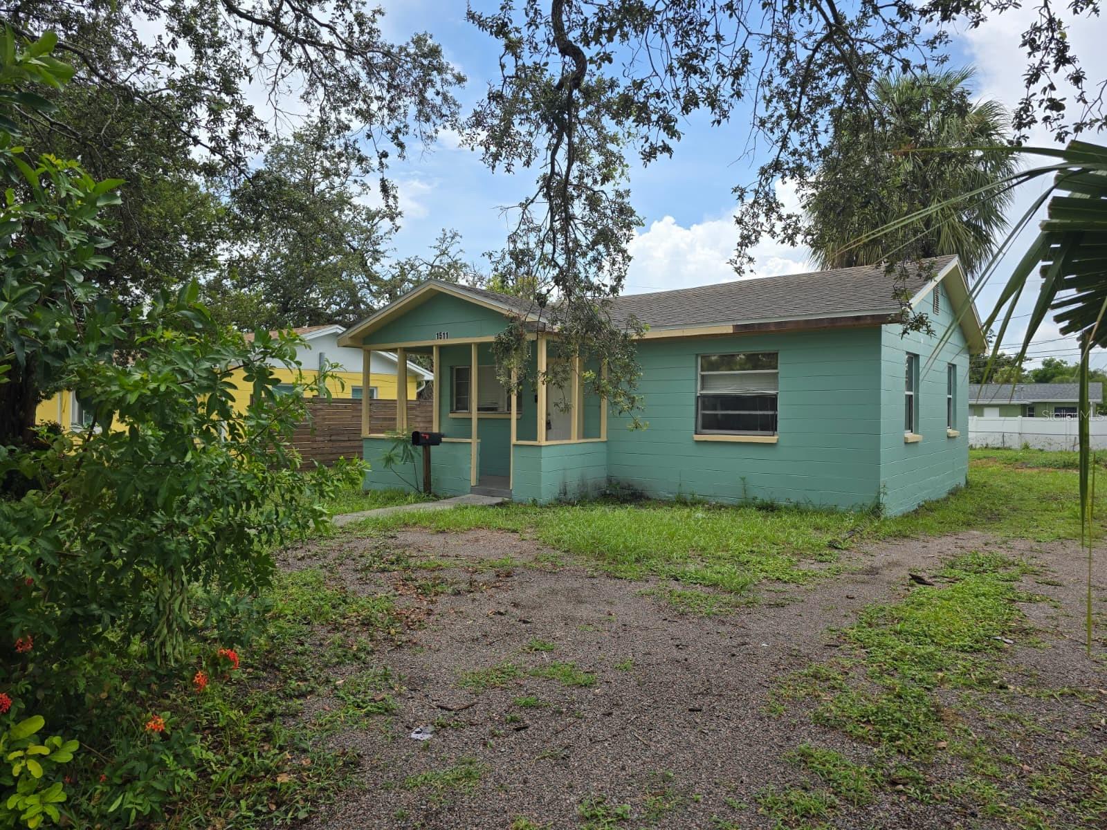 Image 2 of 17 For 1511 27th Street S