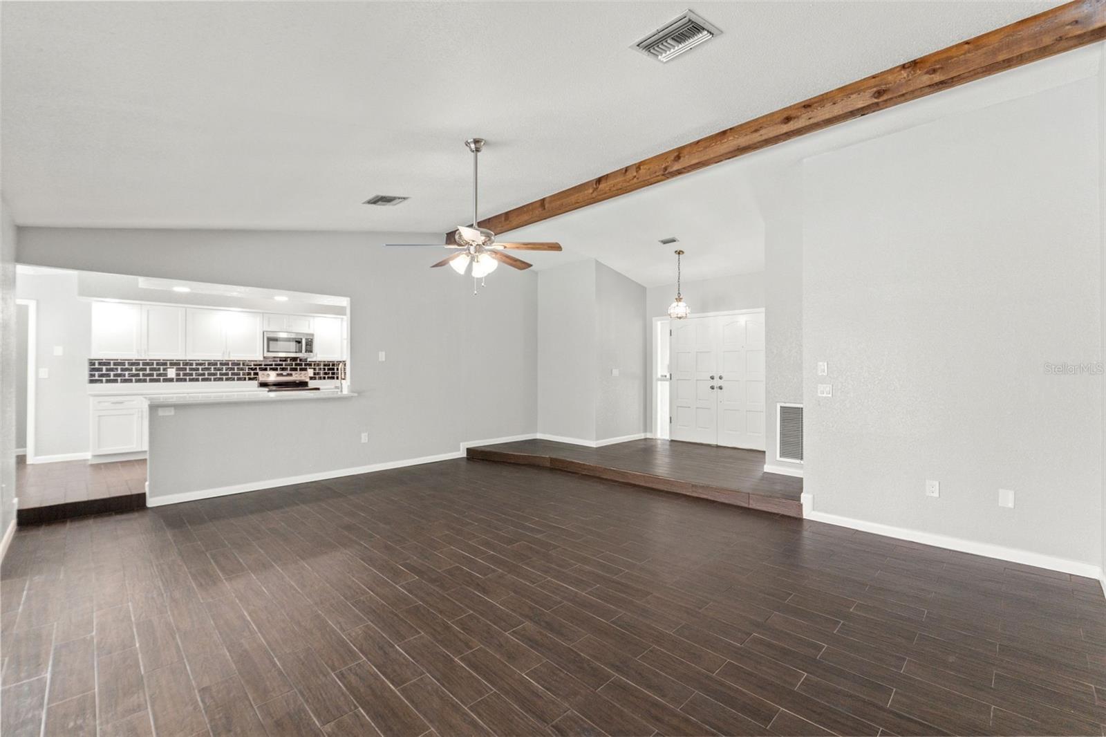Image 10 of 62 For 5203 Lydia Court