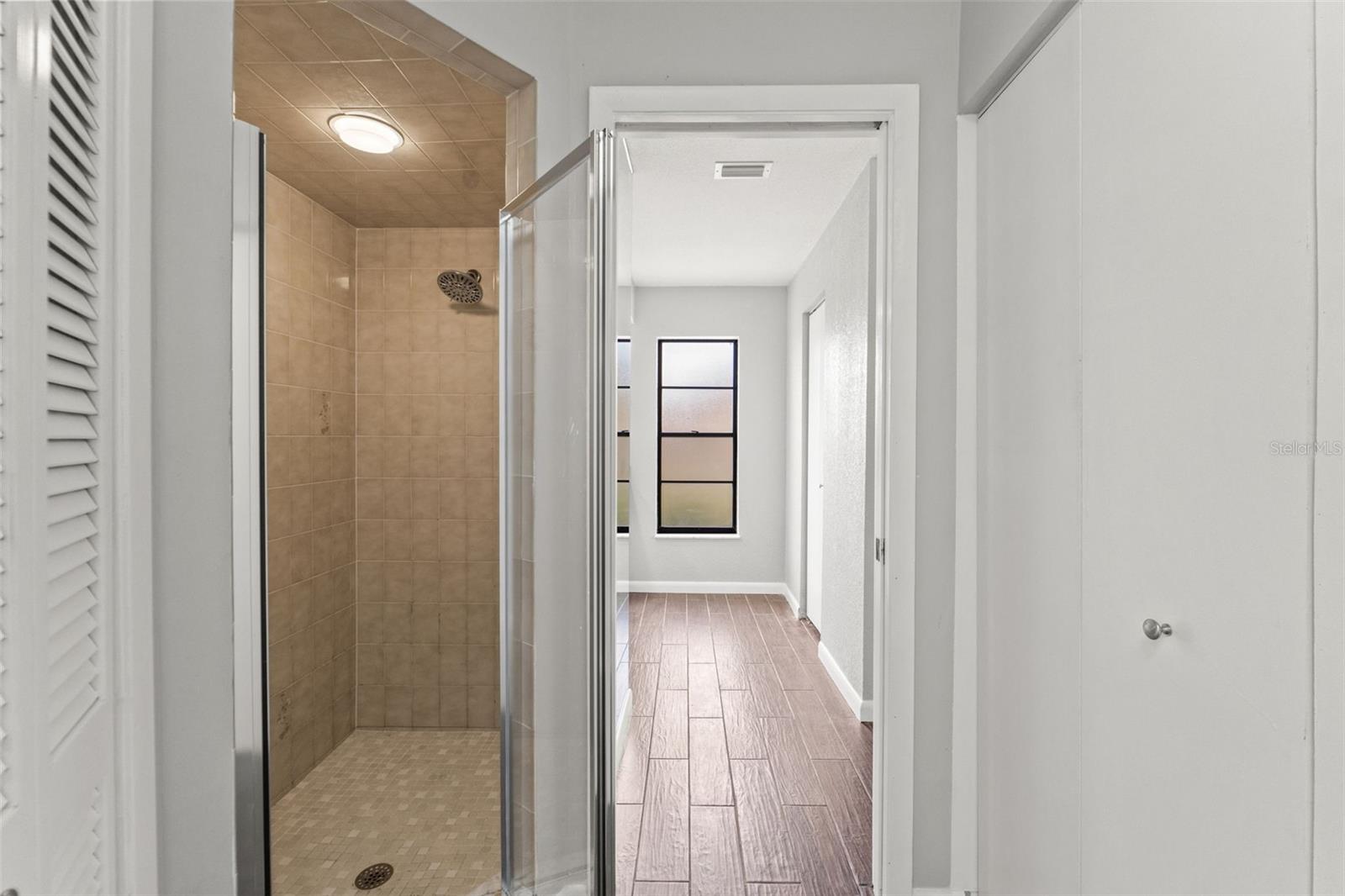 Image 21 of 62 For 5203 Lydia Court