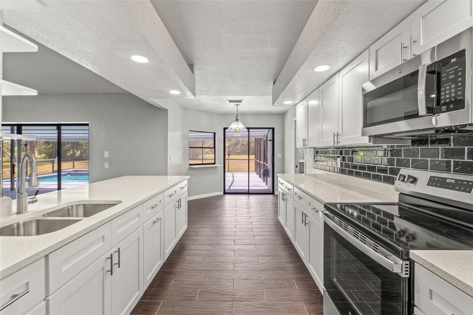 Image 32 of 62 For 5203 Lydia Court